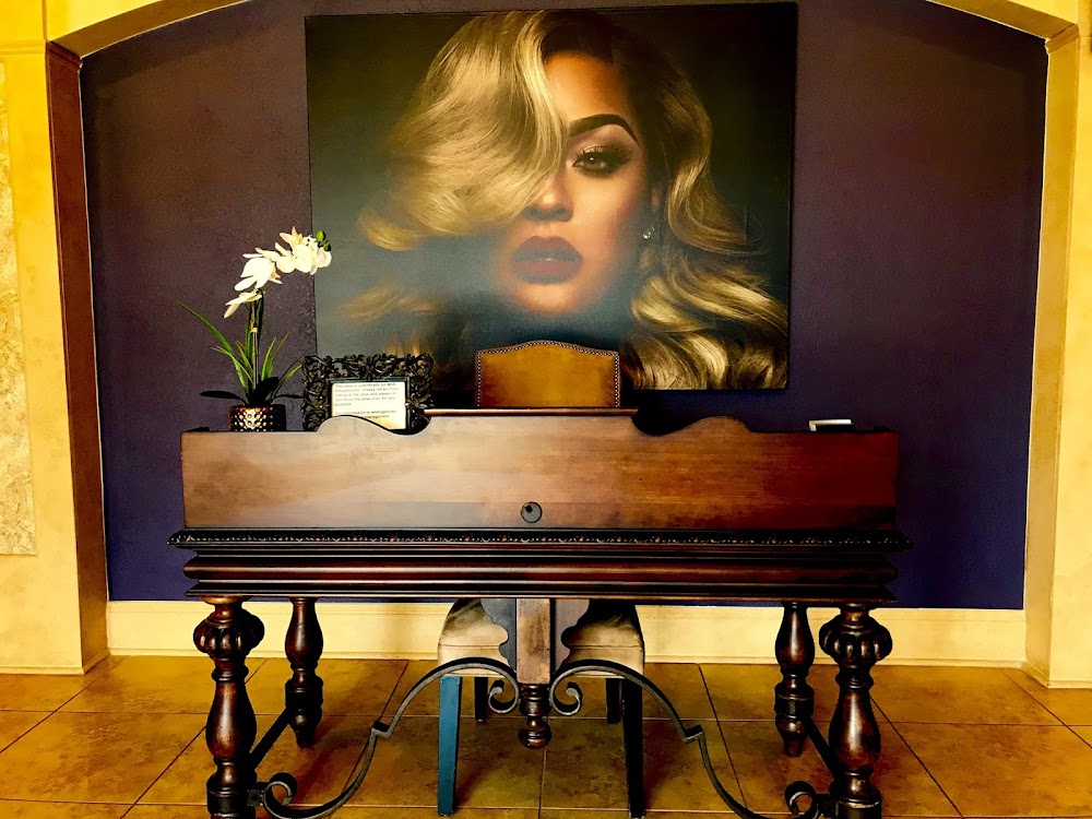 Midway Salon Suites