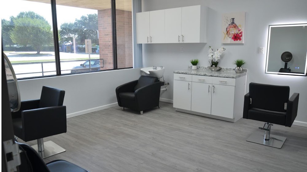 TX Salon Suites