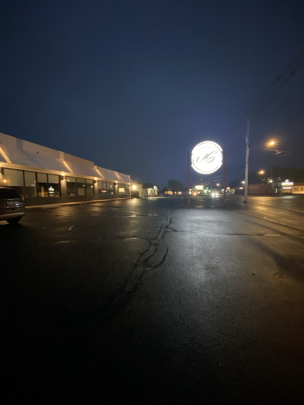 US Salon Studios