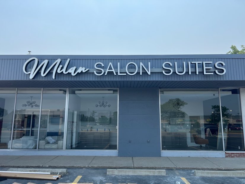 Milan Salon Suite
