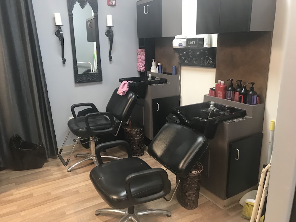 Monogram Salon Suites