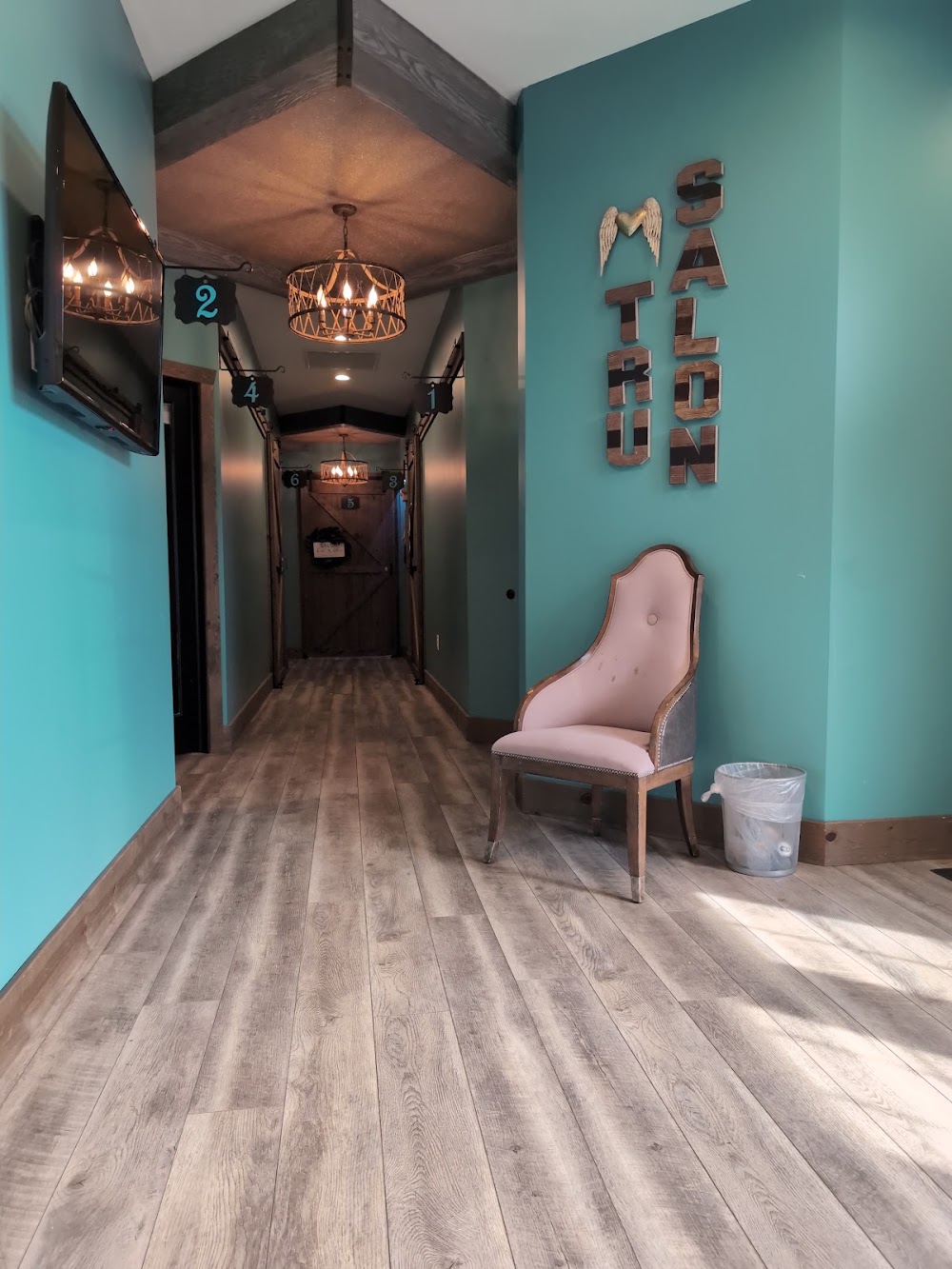 Tru Salon Suites