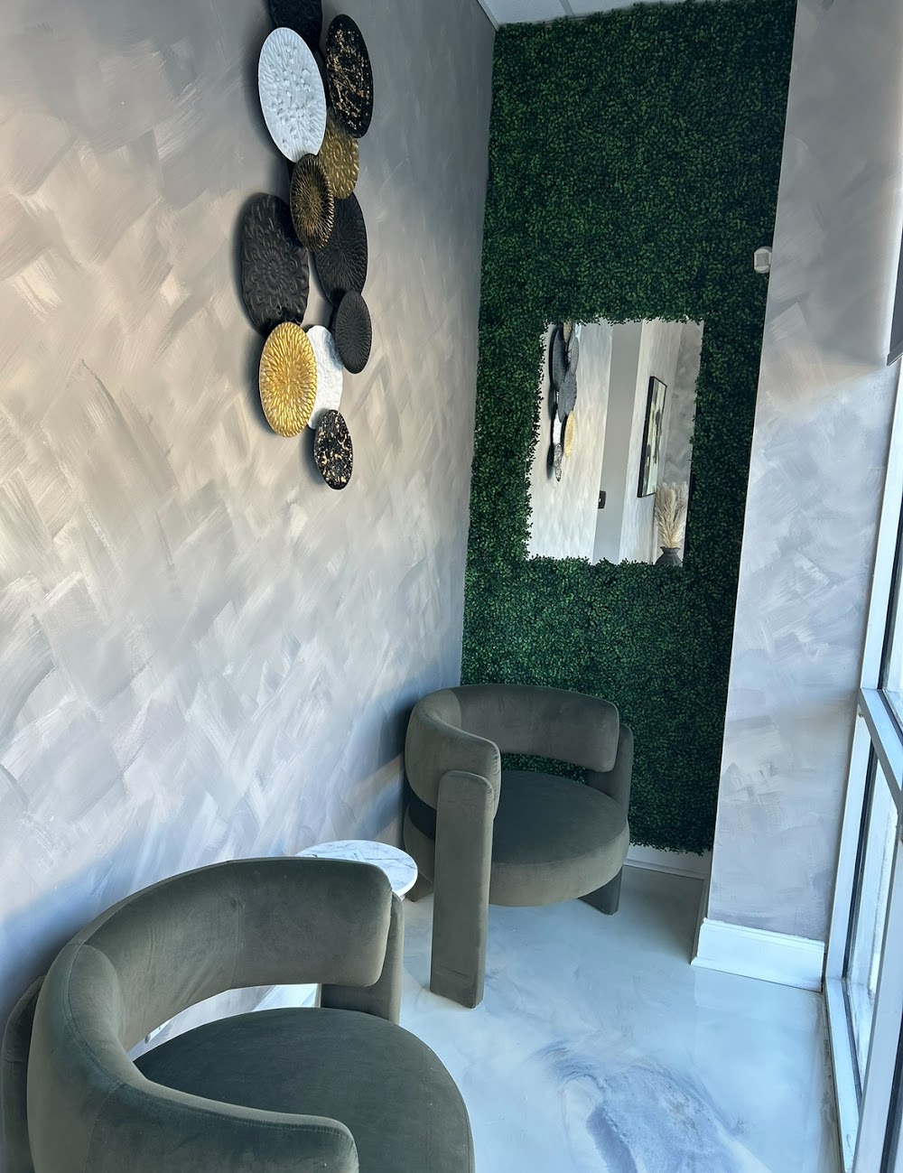 Destyn's Salon Suite