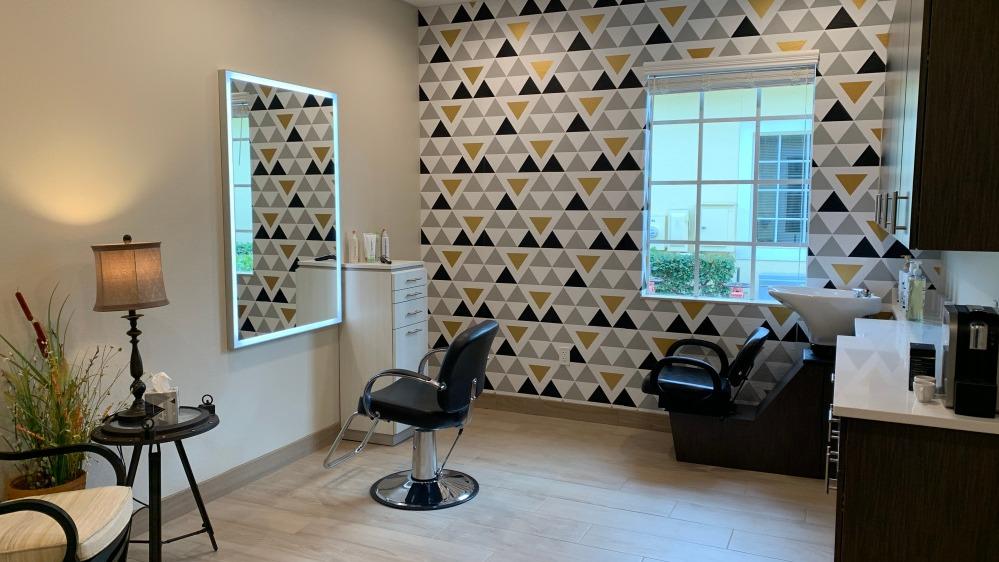 Charlotte Harbor Salon Suites