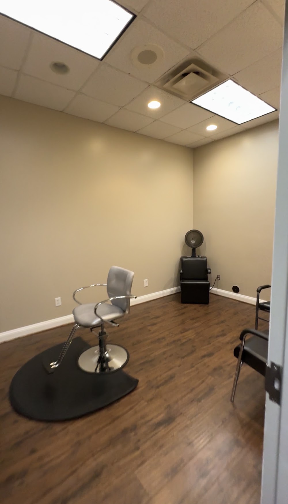Salon City Suites