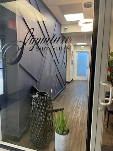 Signature Salon Suites