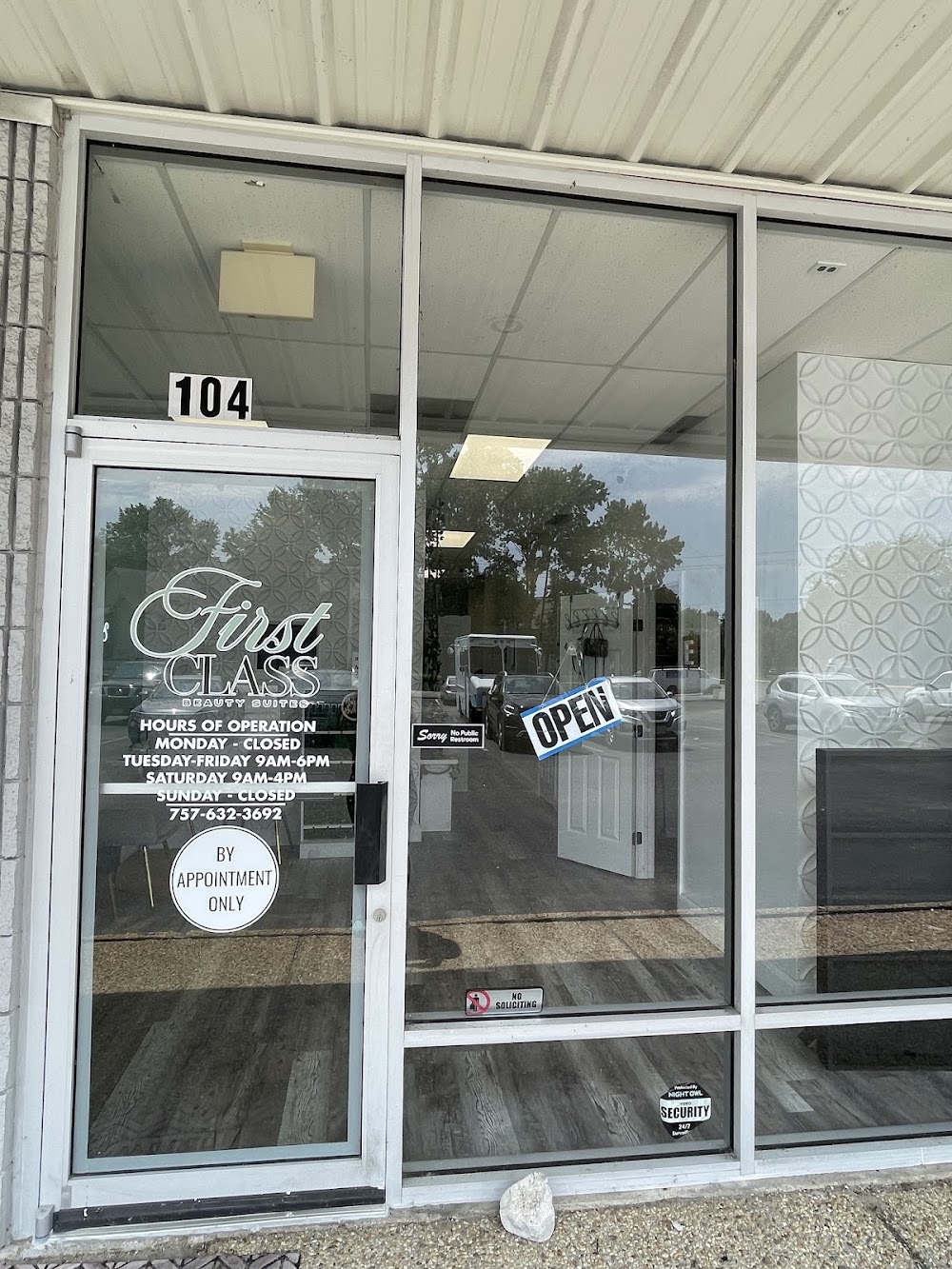 First Class Beauty Suites