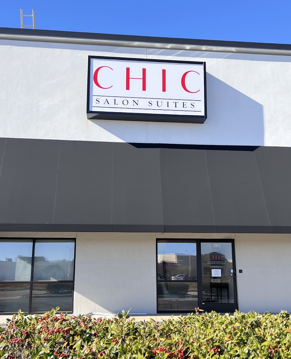 Chic Salon Suites