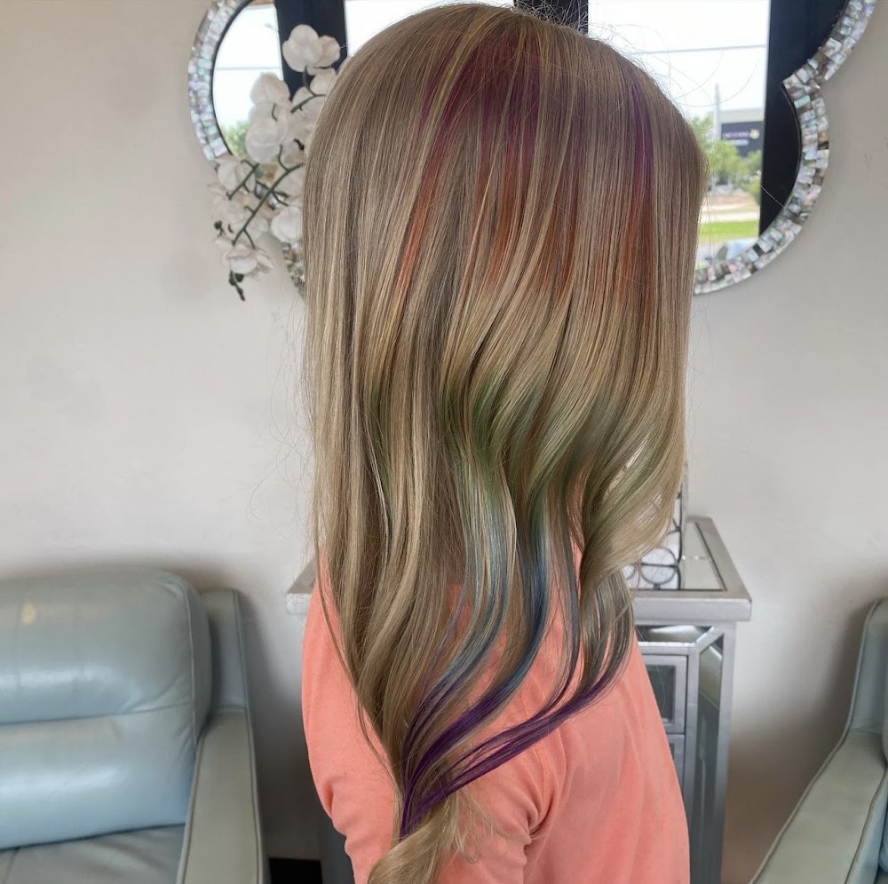 M Salon