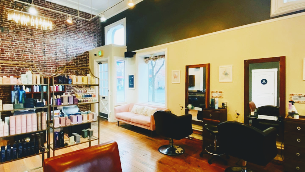 Ava Lane Salon Suites