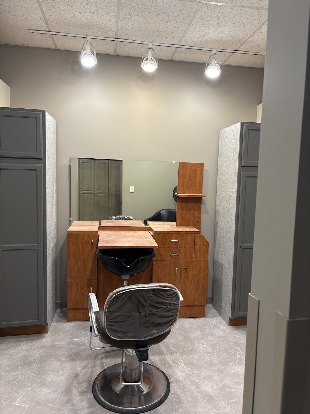 Strandz Hair Design Studio