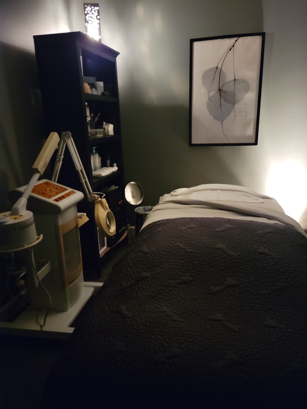 Rejuvenate Me Salon Spa Suites