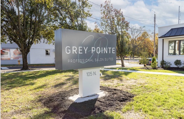 Grey Pointe