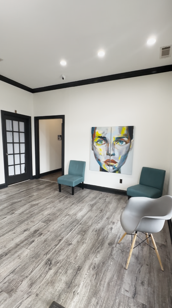 Savi Salon Suites