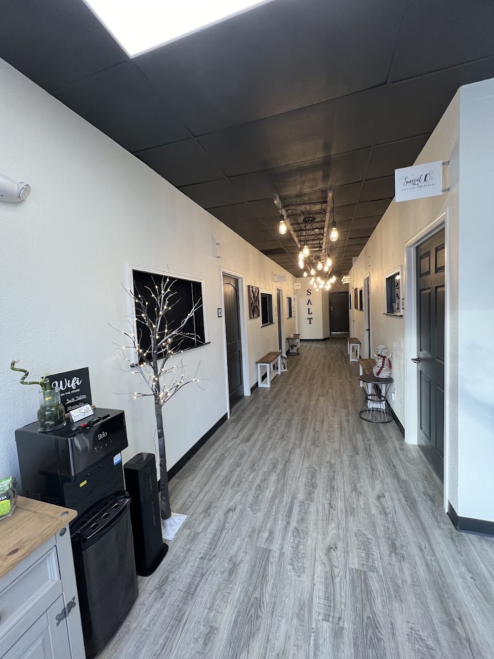 Salt Salon Suites - Green Bay