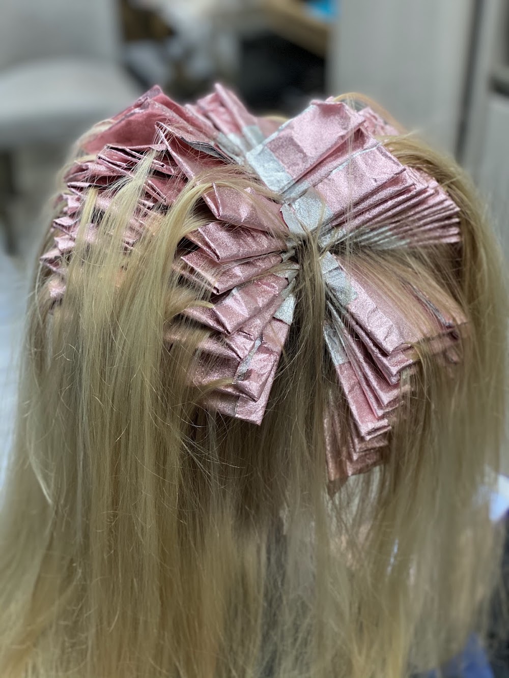 Avenue 413 Salon & Suites