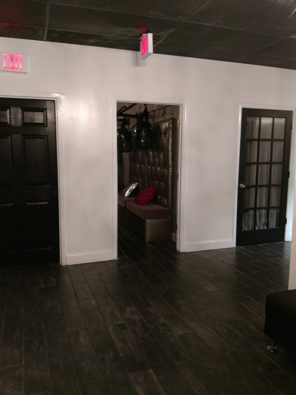 Yourie Lifestyle Salon Suites