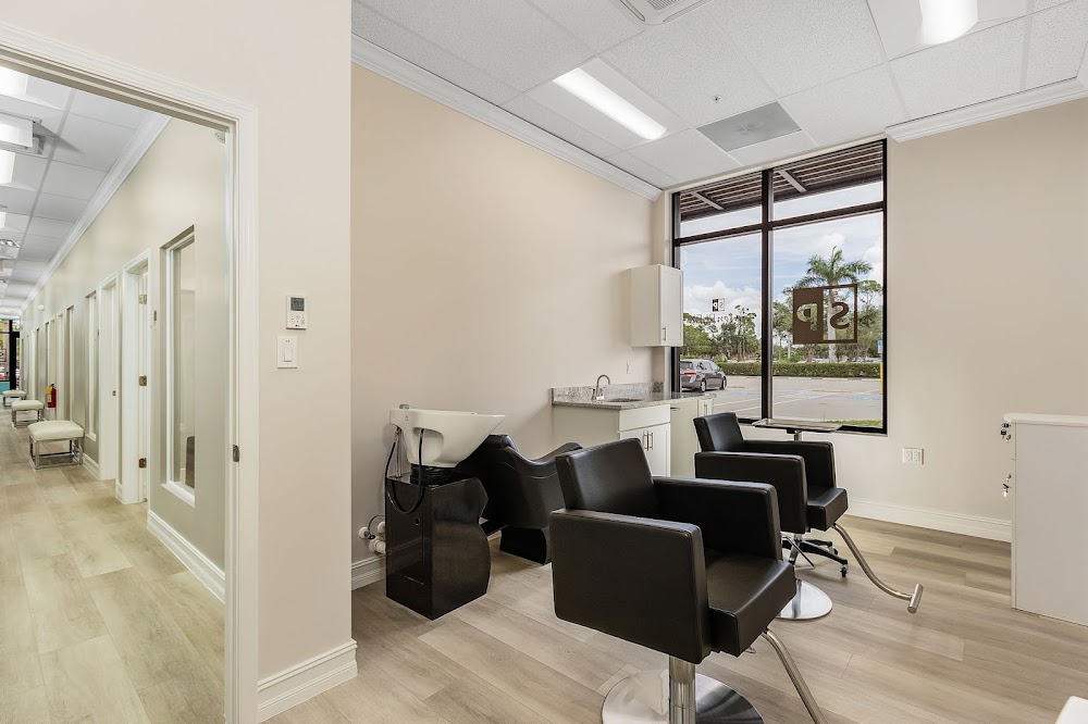 SalonPLEX