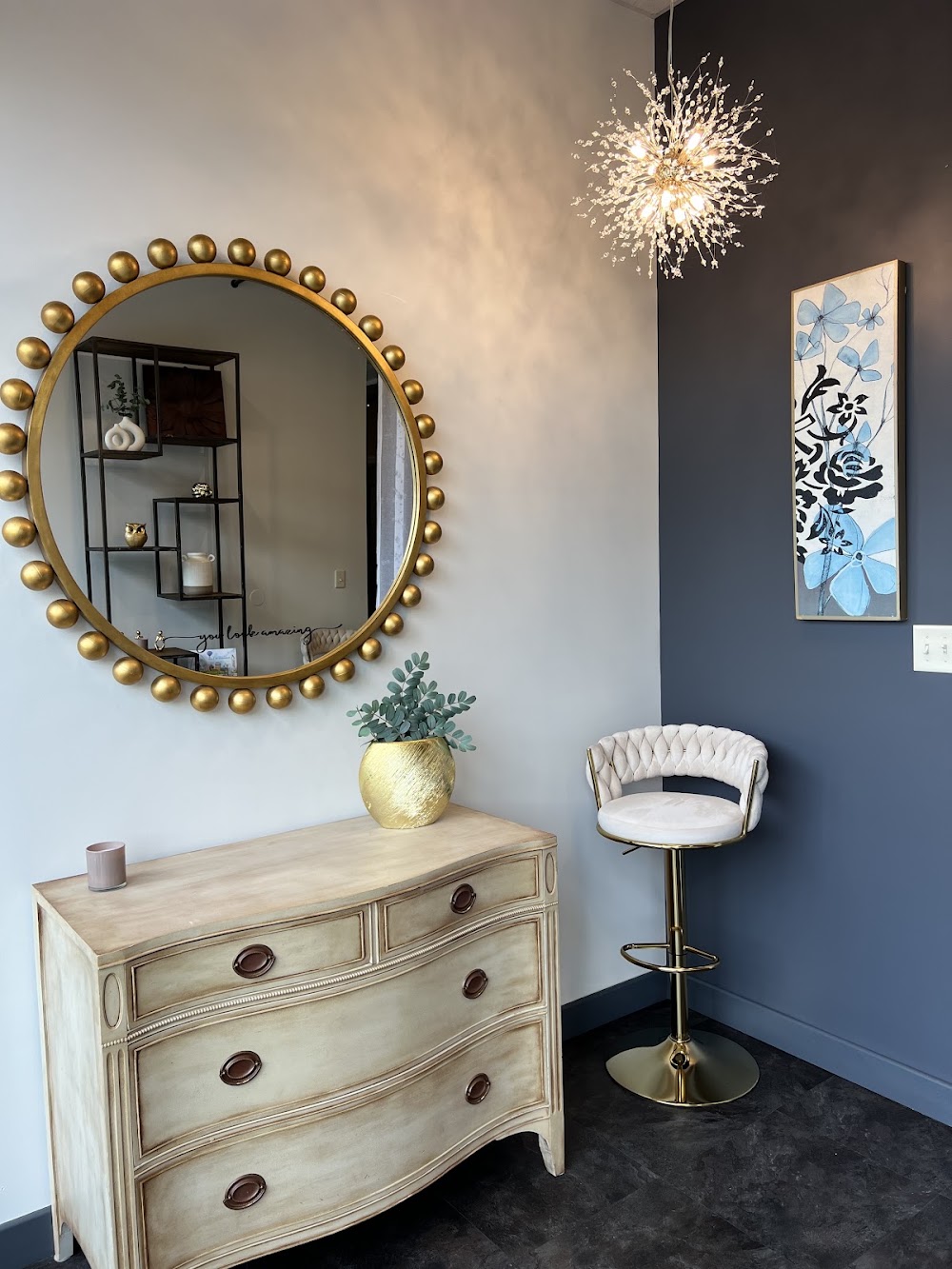 Red Soul Salon Suites