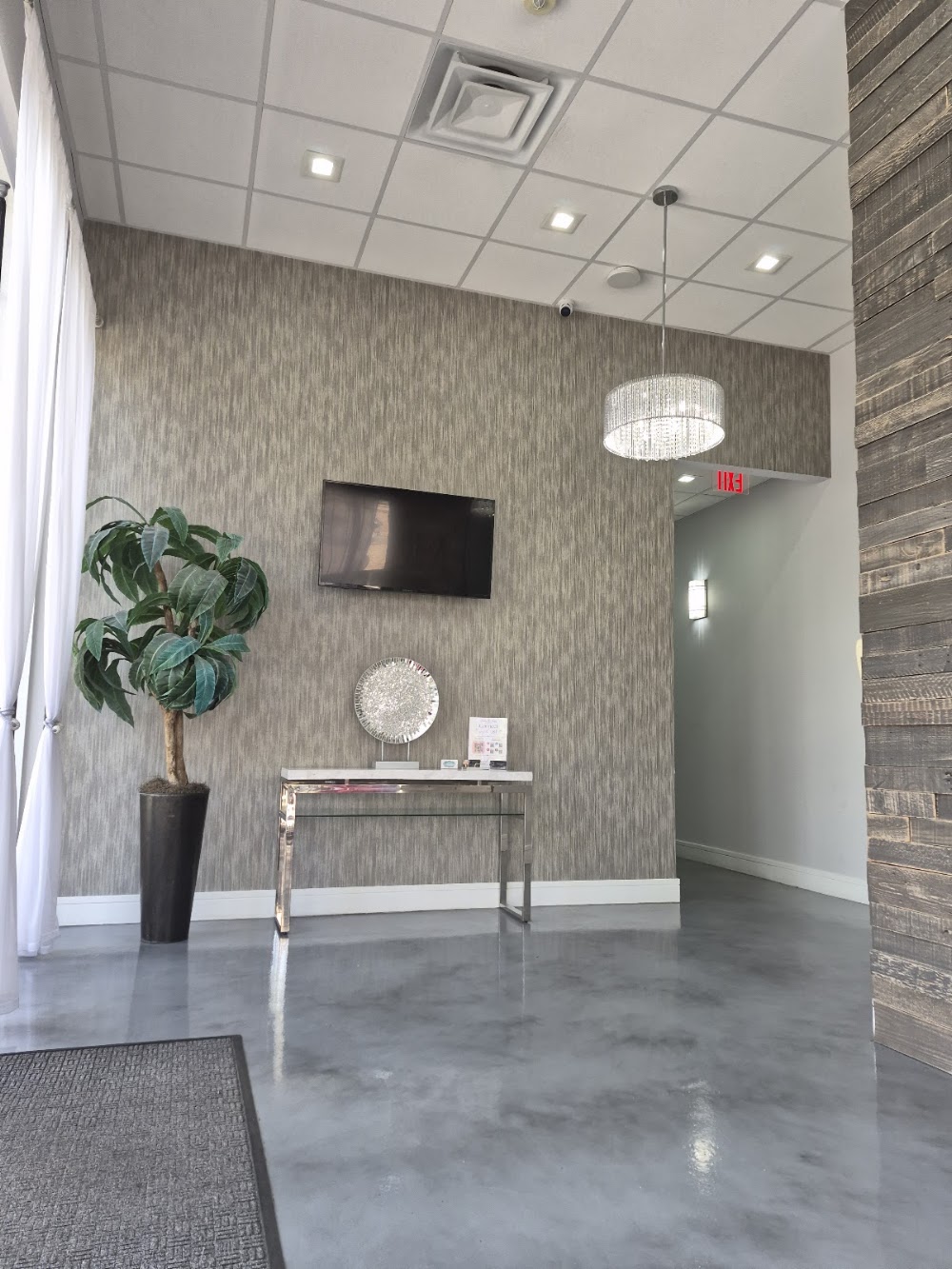 Salon Suites PB