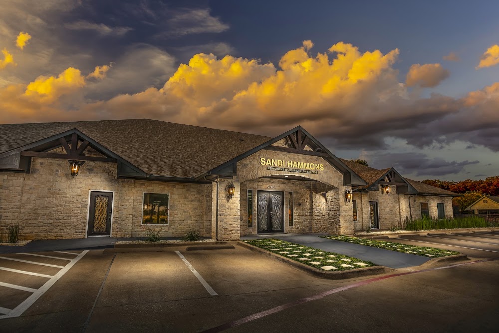 Sandi Hammons Luxury Salon Suites