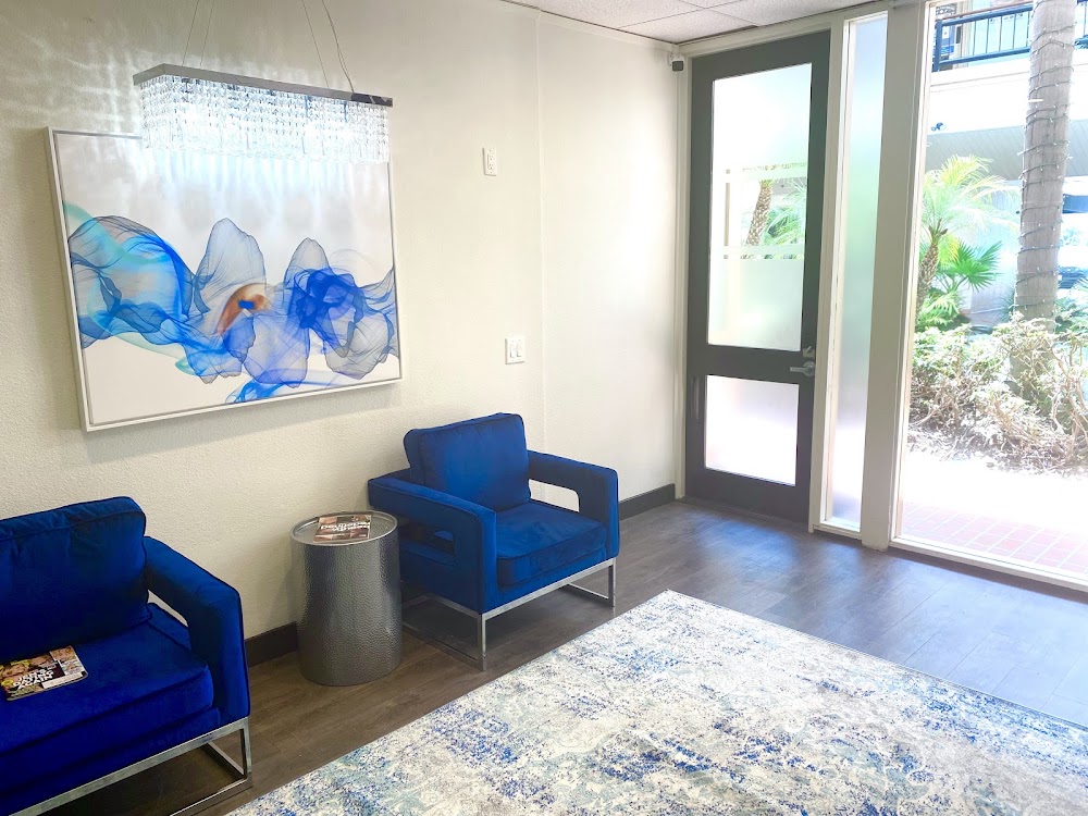 Newport Center Salon Suites